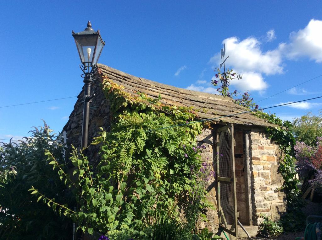 West End Cottage And Shippon Eyam Quarto foto